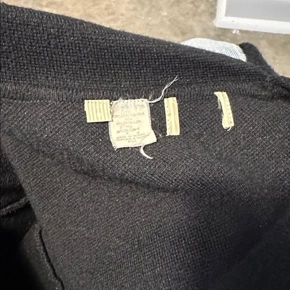 Vintage Wool Blend Cropped Sweater with White Embroidery - Picture 11 of 16